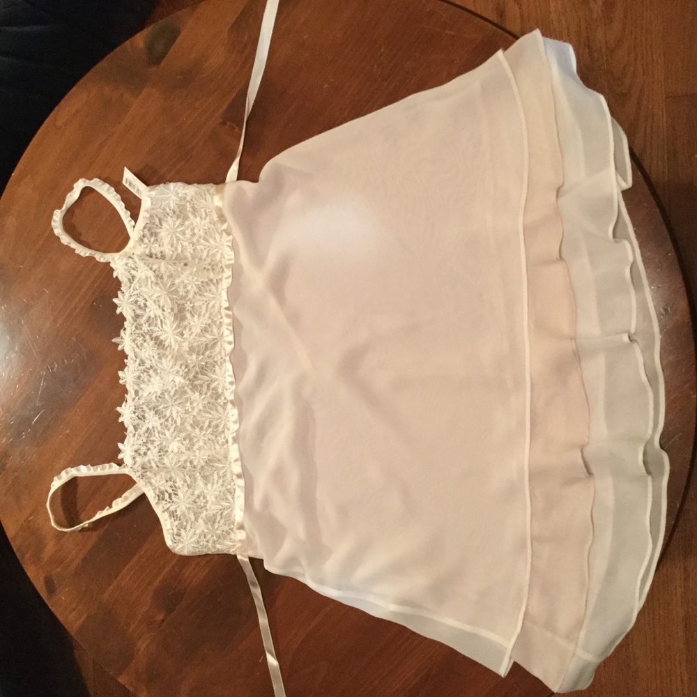 Delicates Ivory Nighty